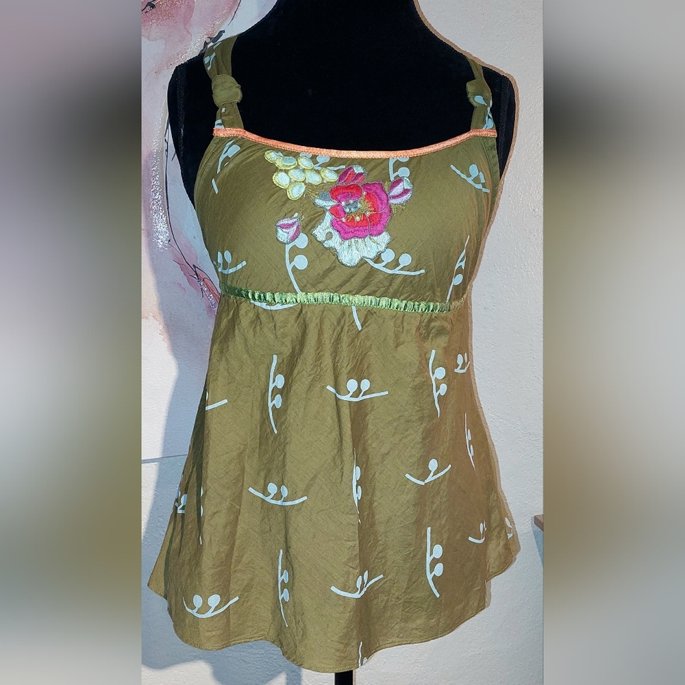 Woman Top